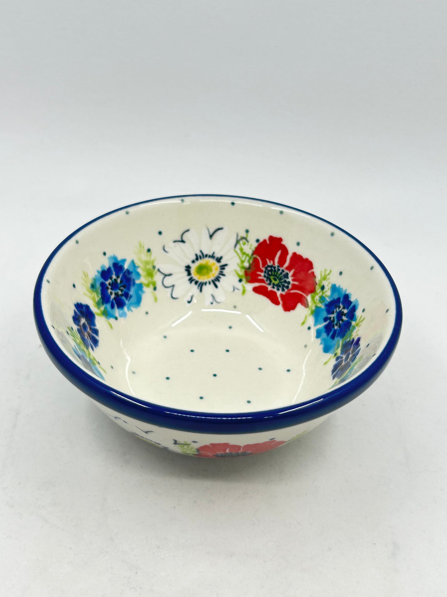 556 ~ Bowl ~ Nesting 5"W ~ 2510X - T3!