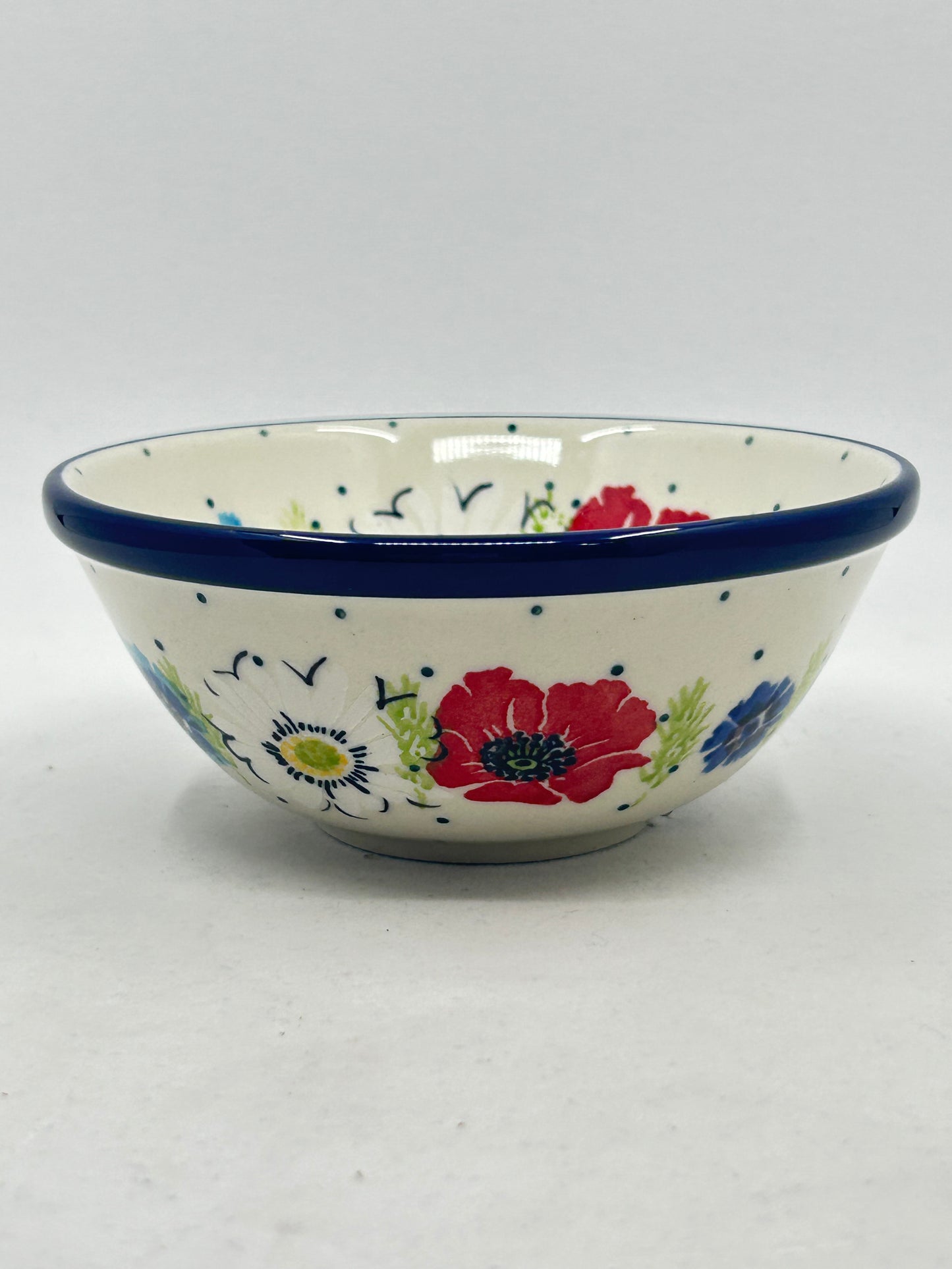 556 ~ Bowl ~ Nesting 5"W ~ 2510X - T3!