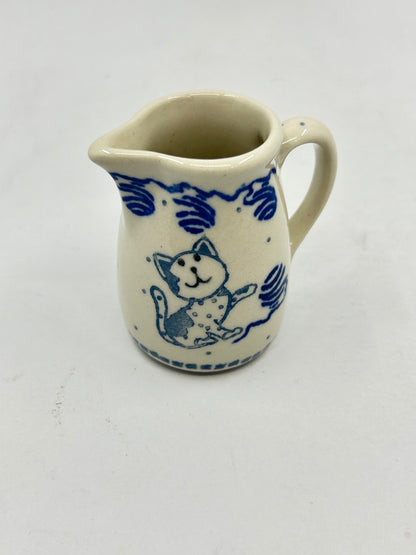 315 ~ Miniature Jug / Toothpick Holder ~ 2.25" ~ 2591 - T3*