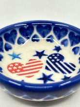 Load image into Gallery viewer, 0404 Bowl - Patriotic Love - U