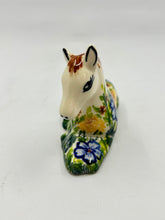 Load image into Gallery viewer, Sitting Horse - Meadow Bloom - A1