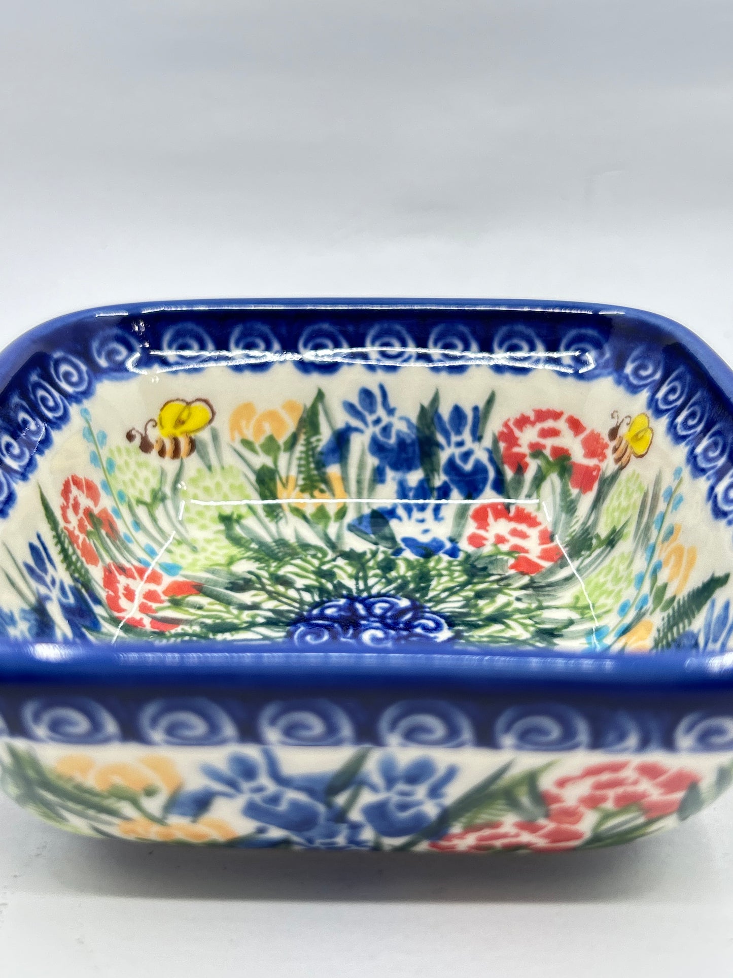 Small Square Bowl- A552 - A1