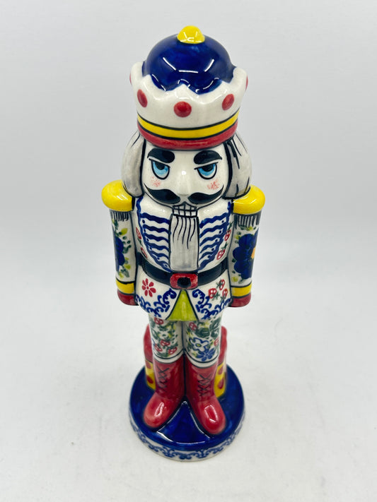 Nutcracker - CU-474