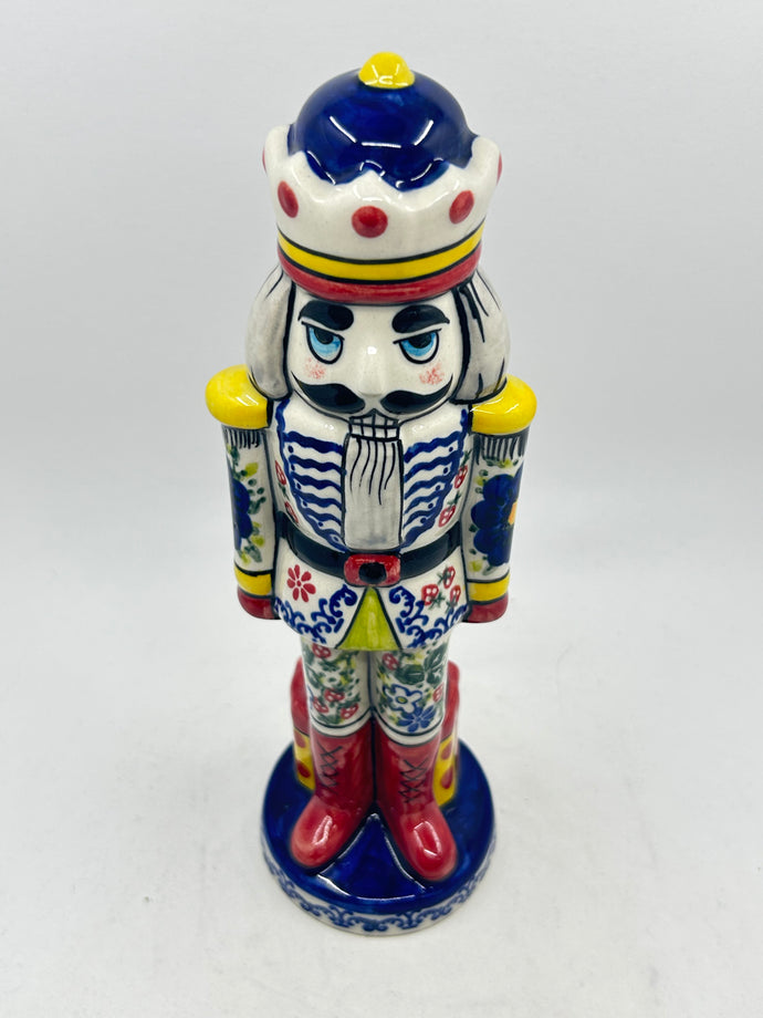 Nutcracker - CU-474