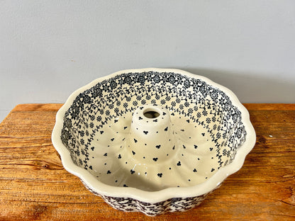 Baker ~ Bundt Pan - 2314 - T3!