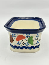 Load image into Gallery viewer, Pottery Misfit Container Missing Lid ~ 3.25H x 3.5W x 4.5L ~ U0109 ~ U4