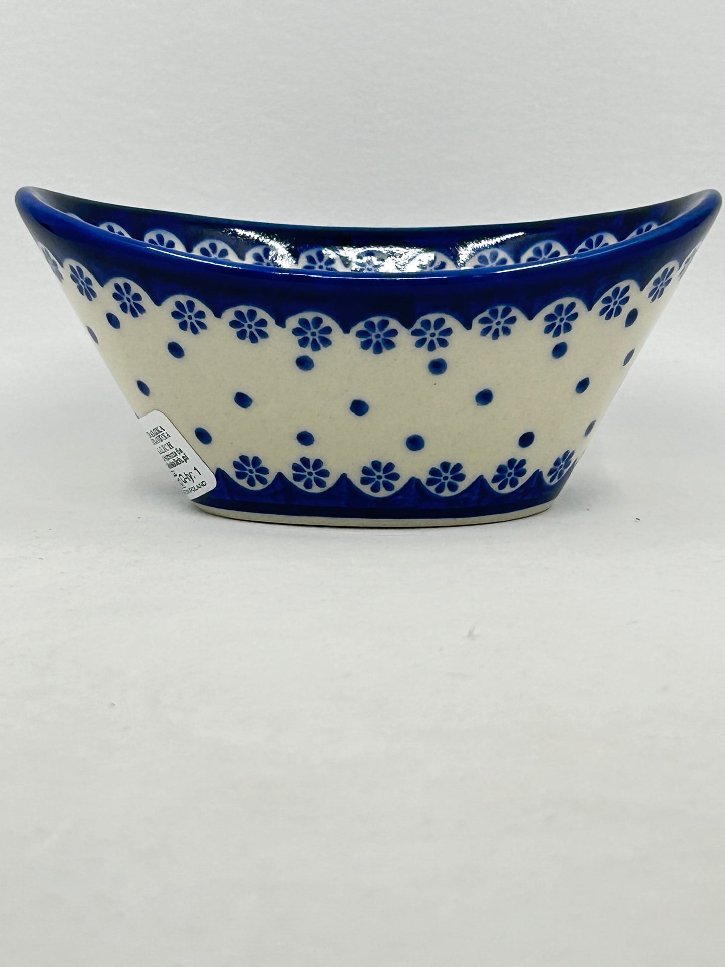 Modern Curved Bowl - U1035*