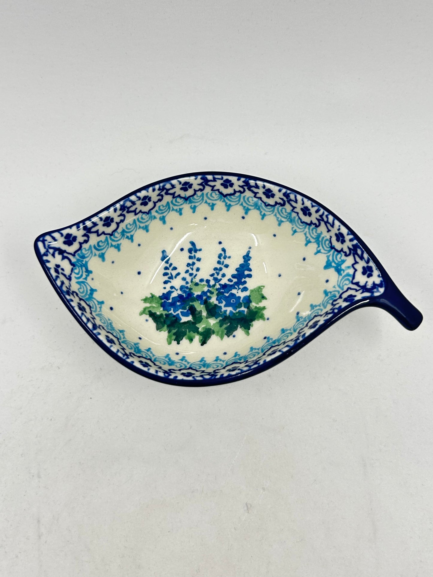 Leaf Bowl  ~ 6" L - 3300X - T4!