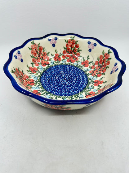Scalloped Serving Bowl - U282*