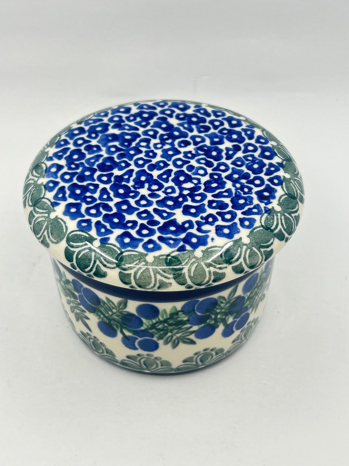 European Butter Dish ~ 3.75W x 3H ~ 1413X - T3*