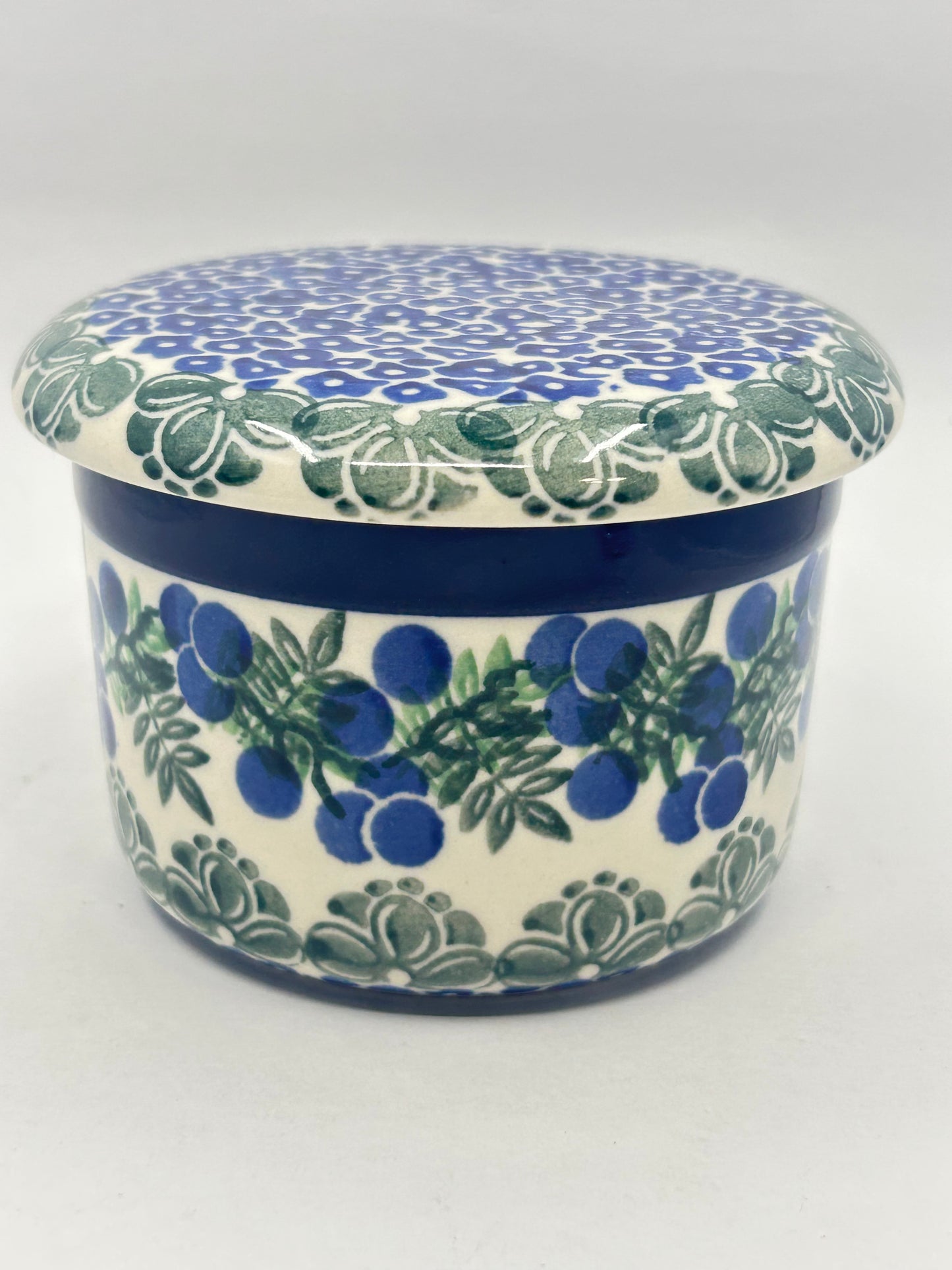 European Butter Dish ~ 3.75W x 3H ~ 1413X - T3*