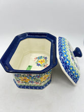 Load image into Gallery viewer, Covered Container ~ 4&quot;H x 4&quot;W x 6&quot;L ~ U5166 ~ U3!