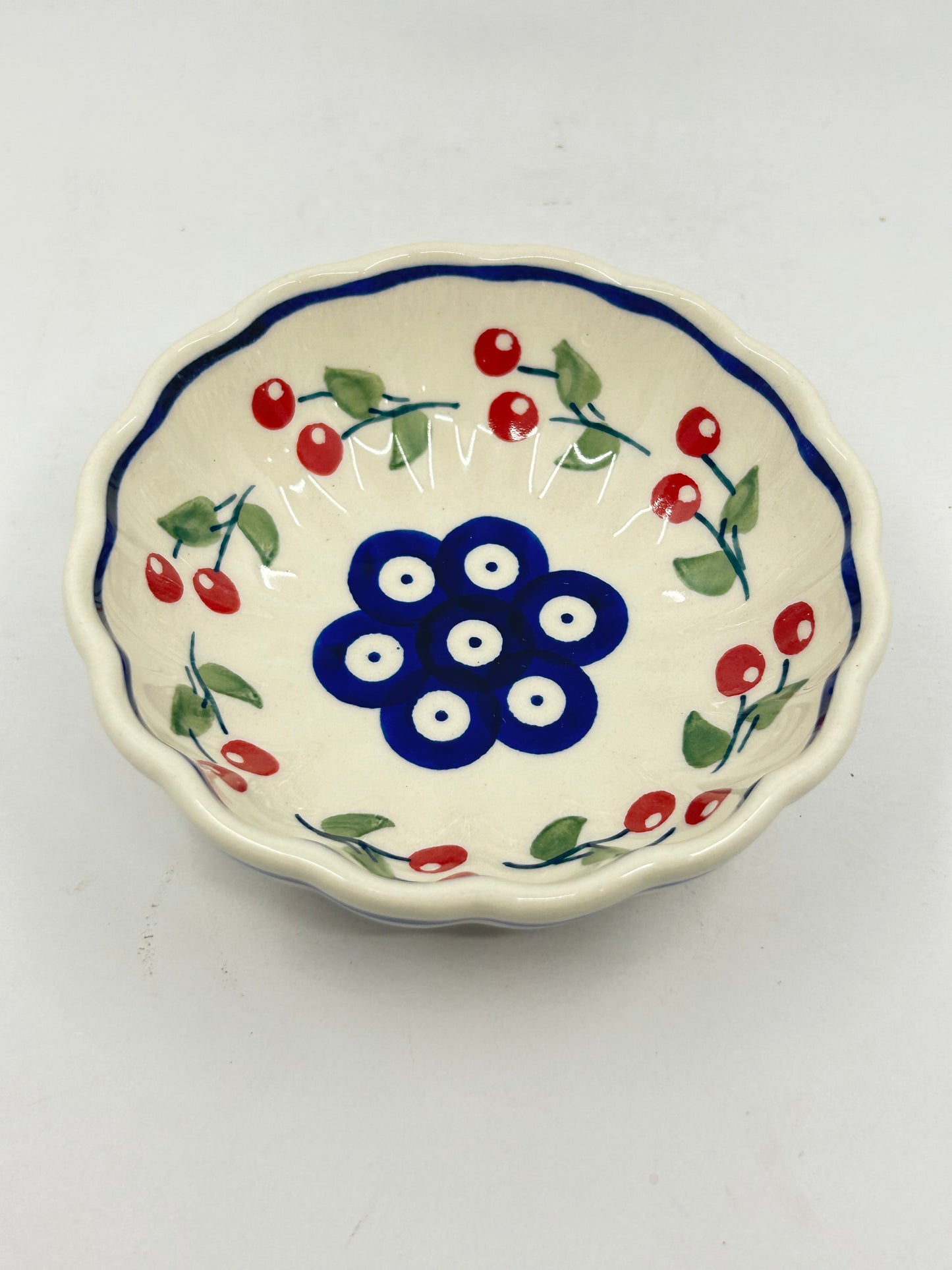 Scalloped Dish - 70WI