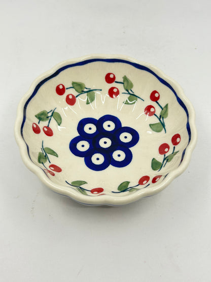 Scalloped Dish - 70WI