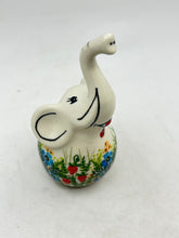 Load image into Gallery viewer, Elephant Ring Holder - AXX1*
