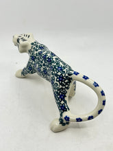 Load image into Gallery viewer, Figurine ~ Tiger ~ XXX1 ~ T3!