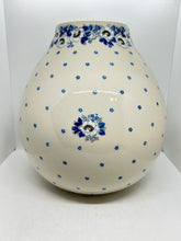 Load image into Gallery viewer, Large Vase - 2222X - T4!