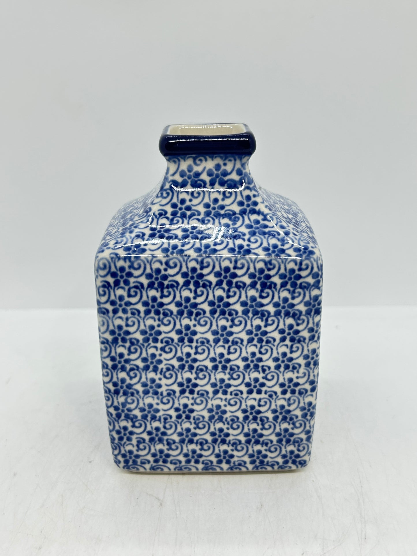 Square Vase - 2111X - T4!