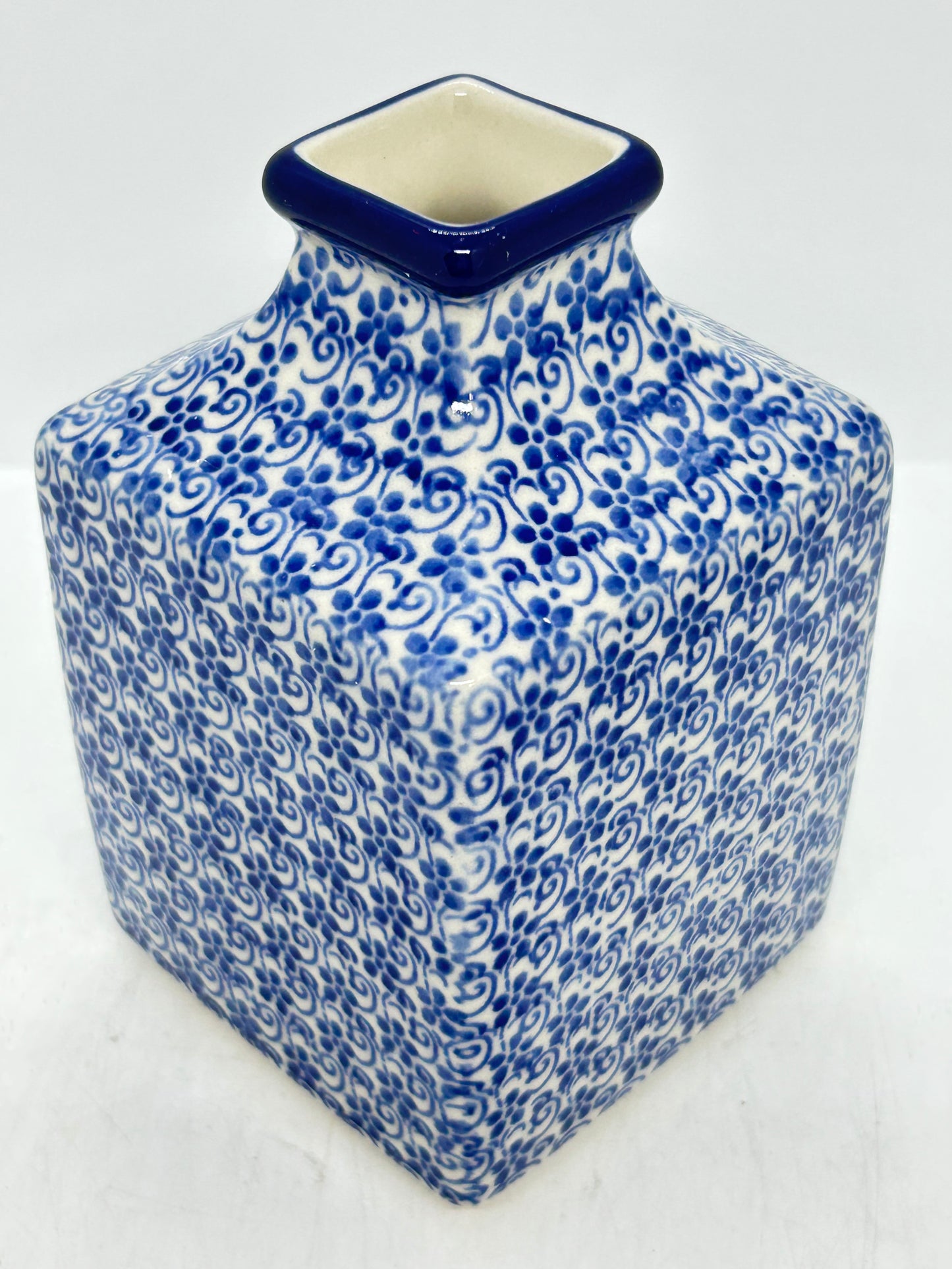 Square Vase - 2111X - T4!