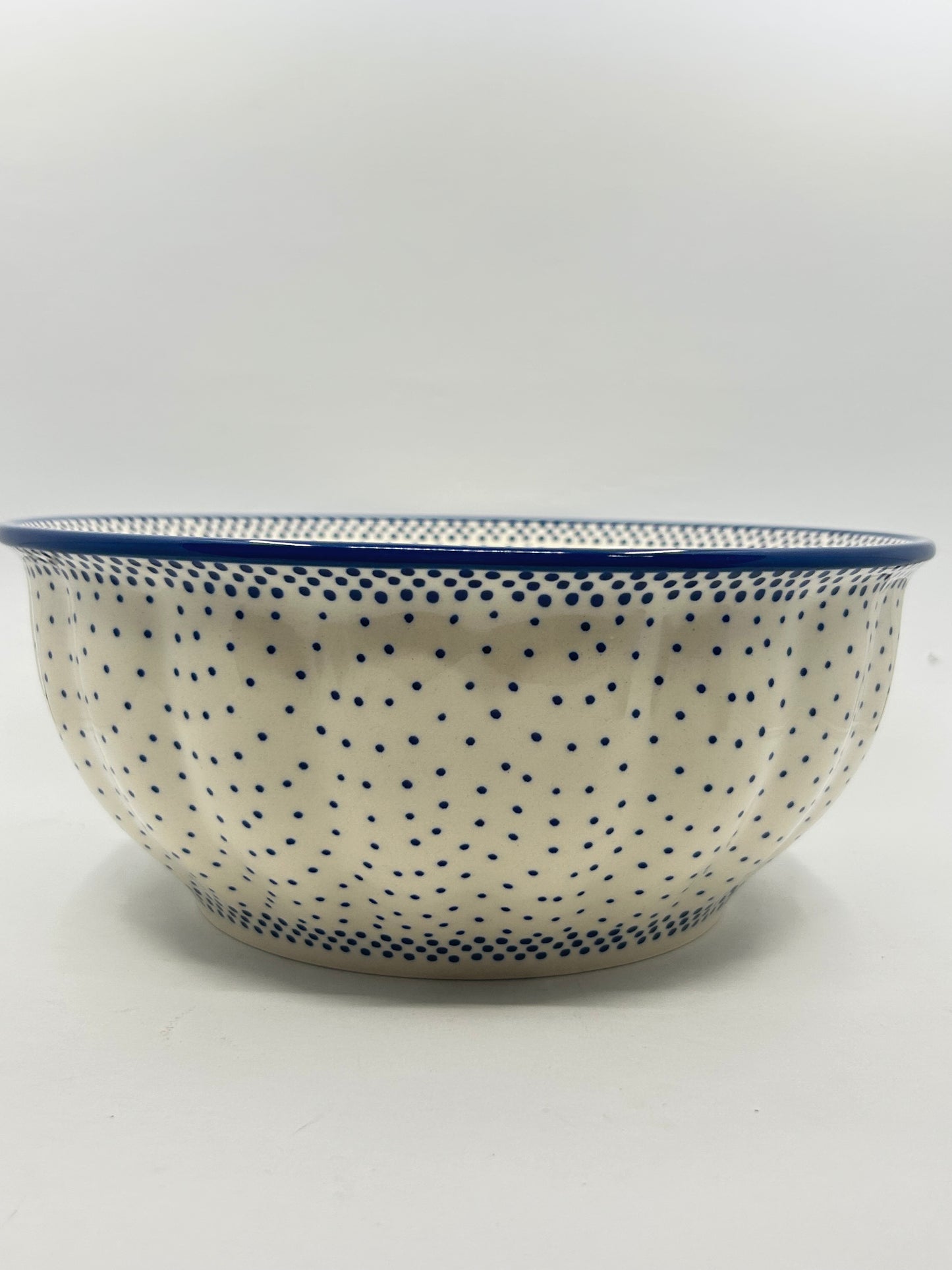 Medium Mixing Bowl  - 061A