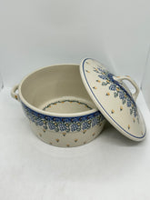 Load image into Gallery viewer, Covered Casserole (2 qt) - 0768X - T1!