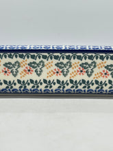 Load image into Gallery viewer, 854 ~ Baker ~ Rectangular w/Rim ~ Lasagna ~ 11.25&quot; x 13.75&quot; ~ 0641X ~ T4!