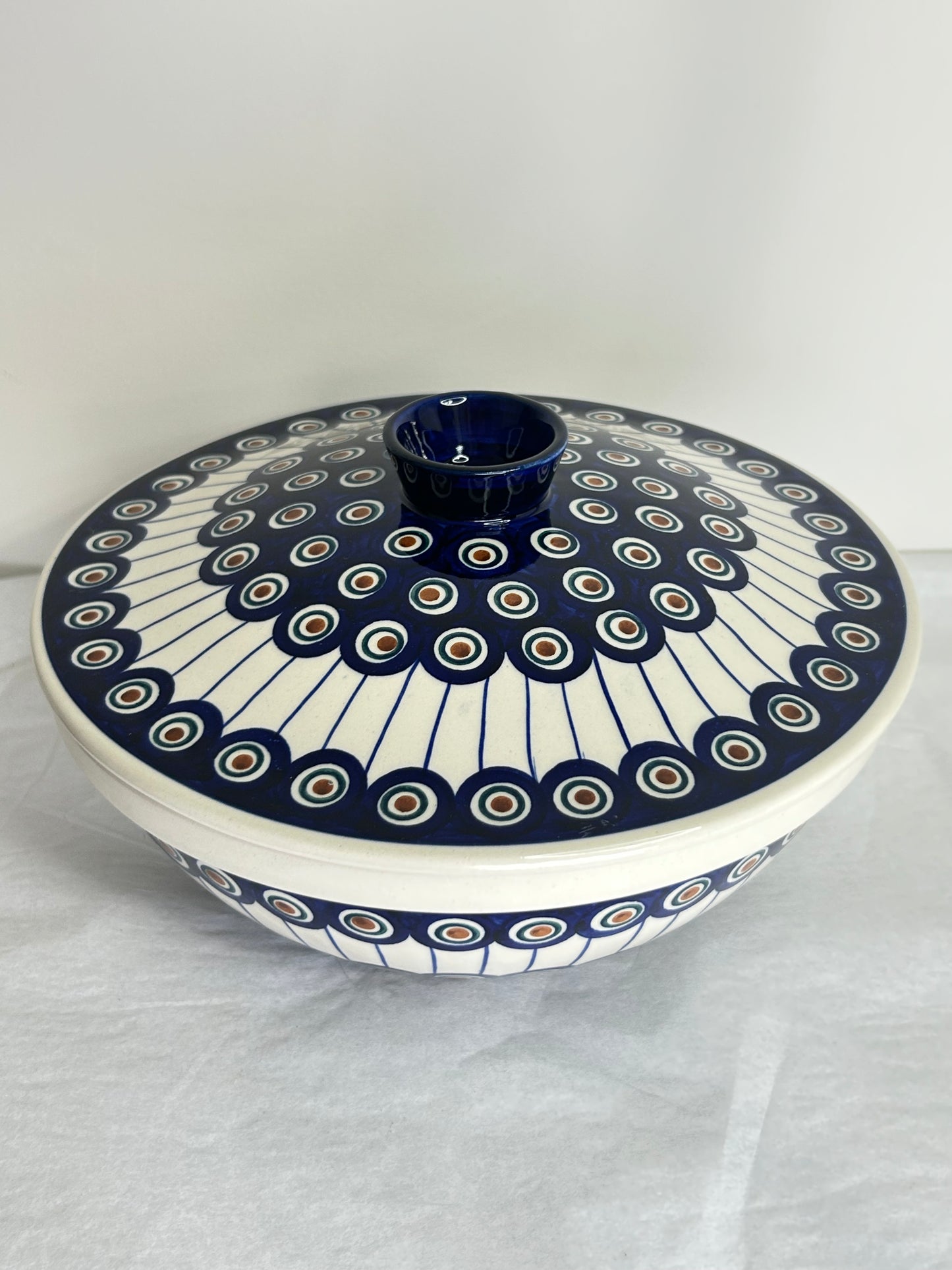 Bowl with Lid - 054A