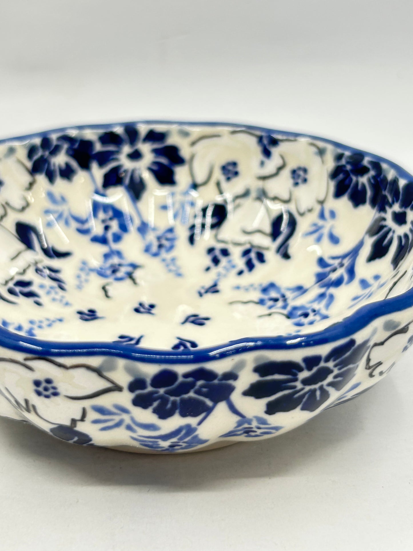 Scalloped Dish - JZ44