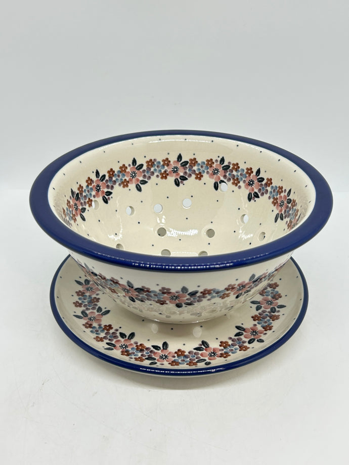 Berry Bowl w/ Saucer ~ 8W ~ 2067X- T1!