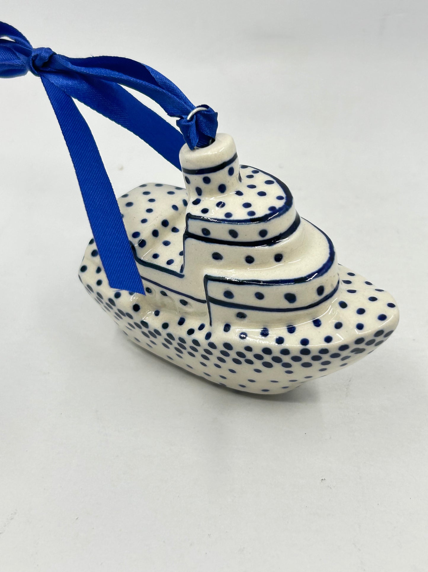 Cruise Boat Ornament - 061A