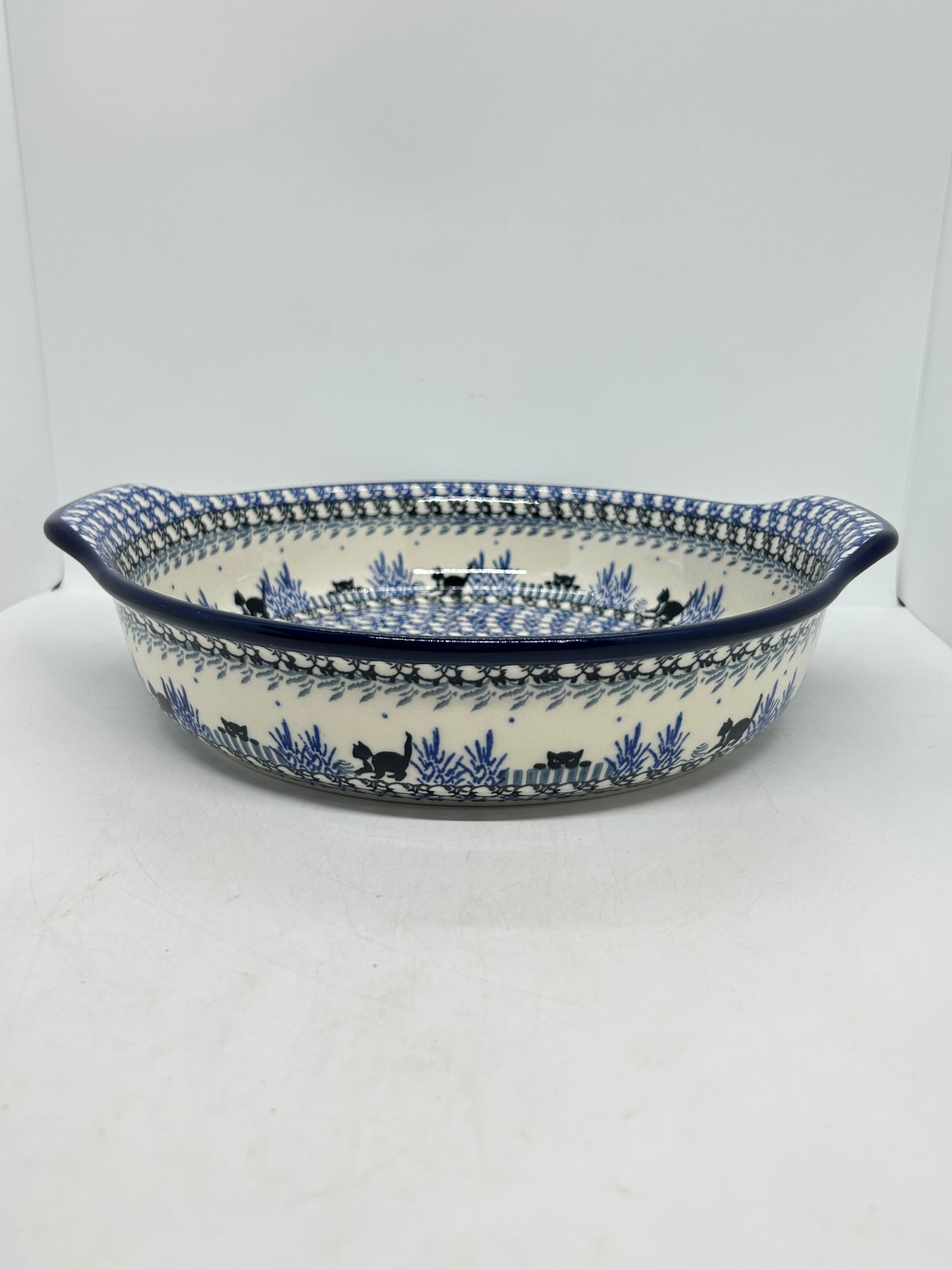 417 ~ Baker ~ Round w/ Handles ~ 10" - 2827X - T4!