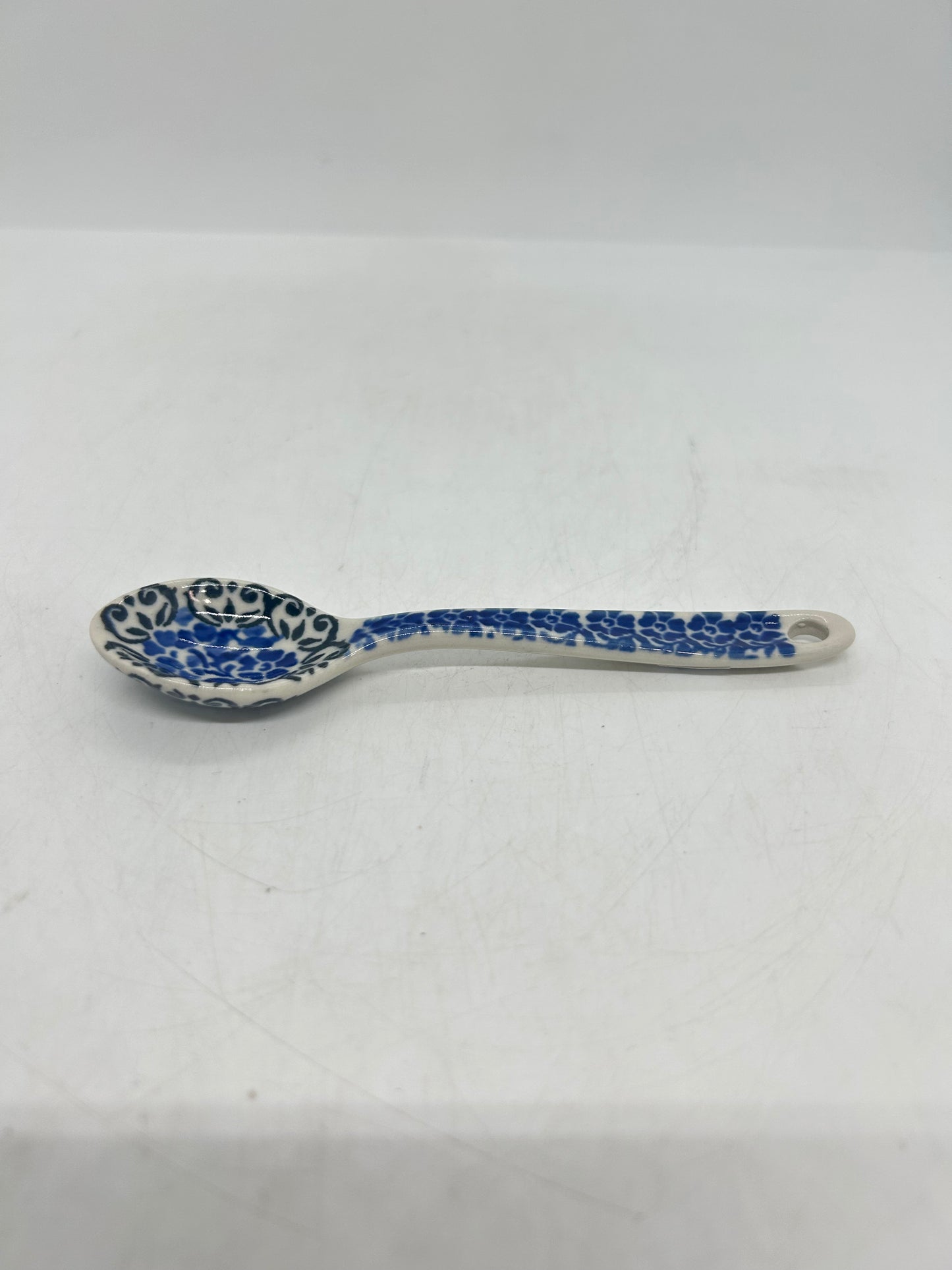 592 ~ Spoon ~ Small ~ 5.25"  ~ 1513 - T3*