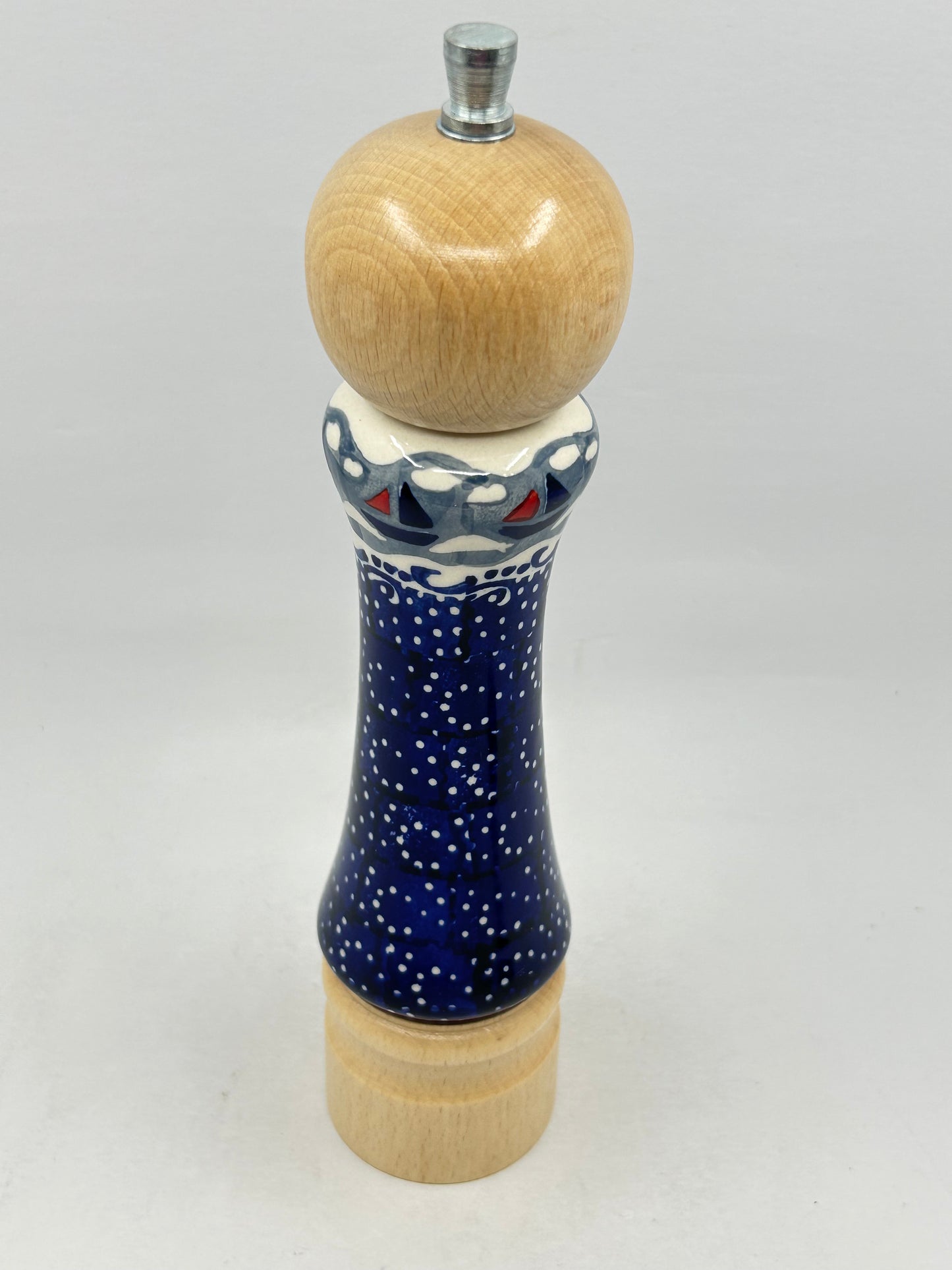 Light Wood Spice Grinder - DPMA