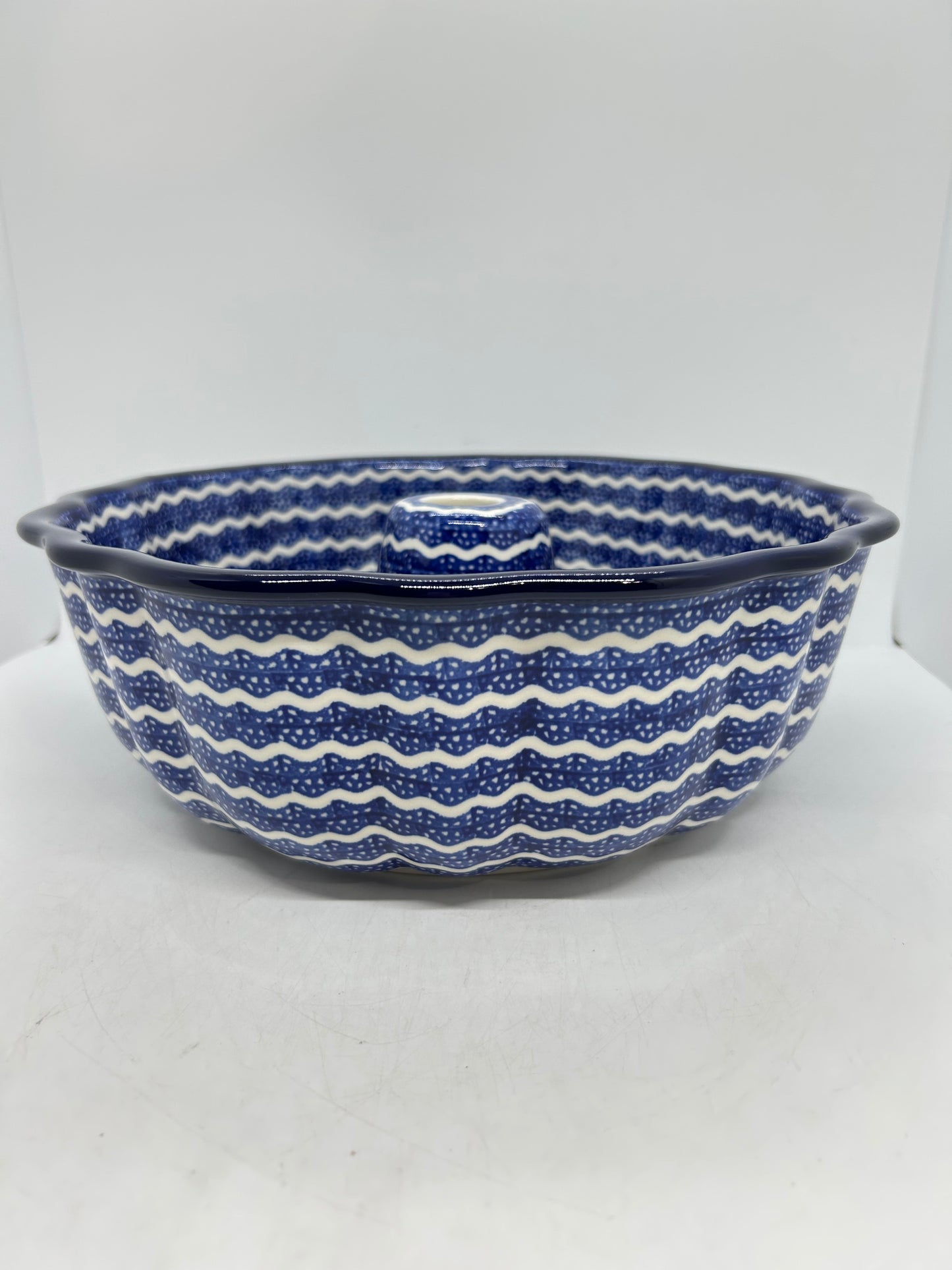 Baker ~ Bundt Pan ~ 2957X ~ T4!