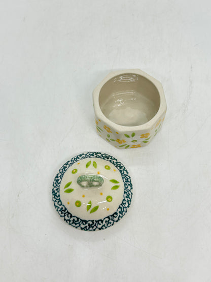 Mini Pretzel Box ~ Small - 2358 - T3!
