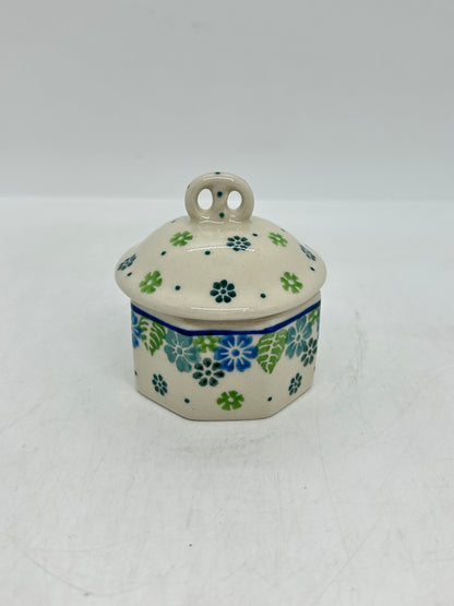 Mini Pretzel Box ~ Small - 2064 - T3!