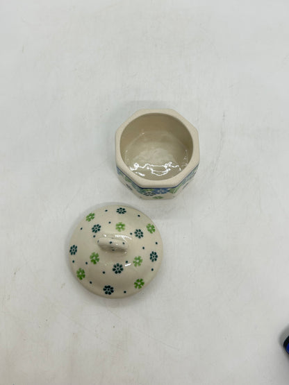Mini Pretzel Box ~ Small - 2064 - T3!