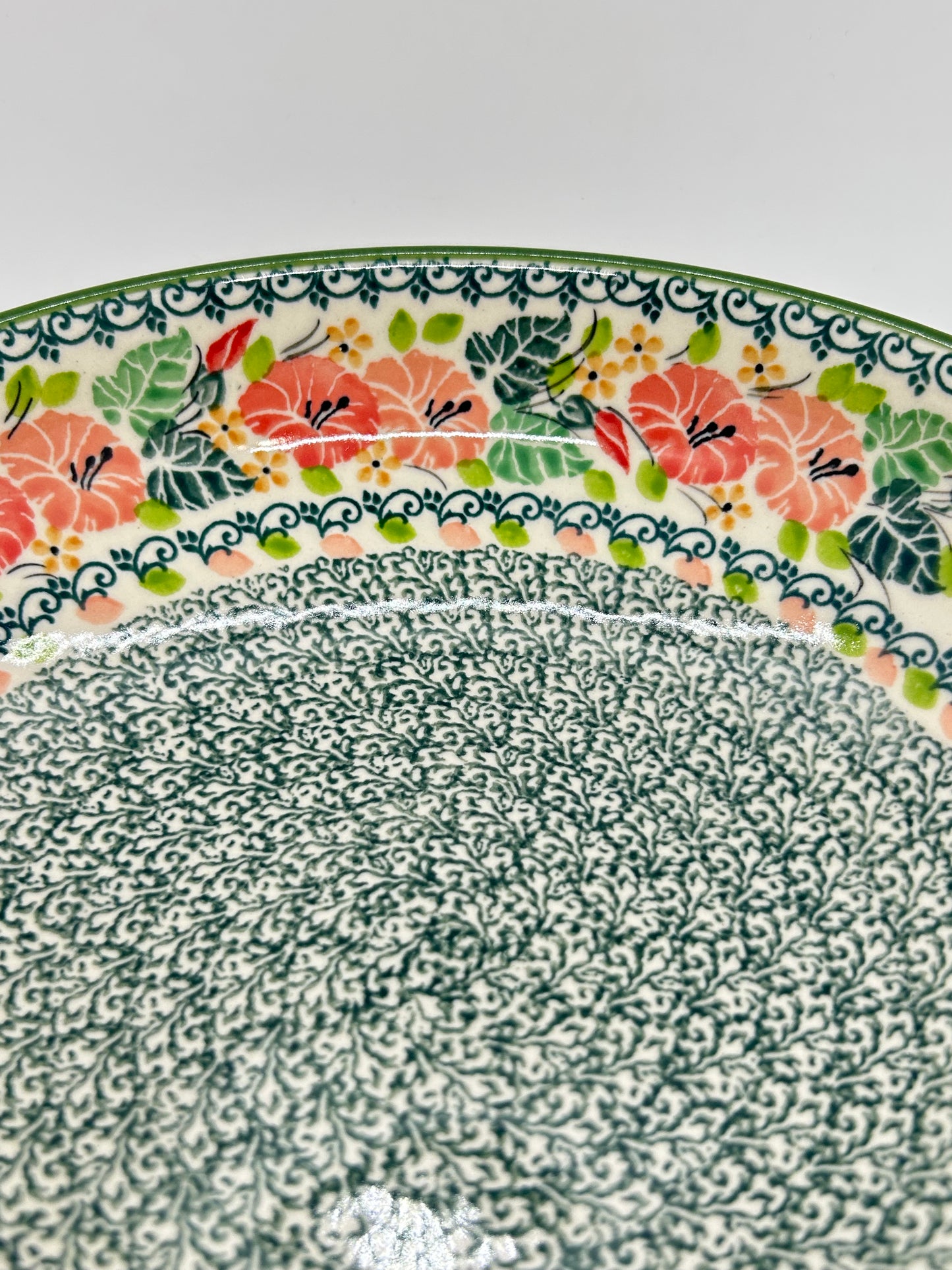 Bowl ~ Serving ~ 9 inch ~ U4799 - U3!