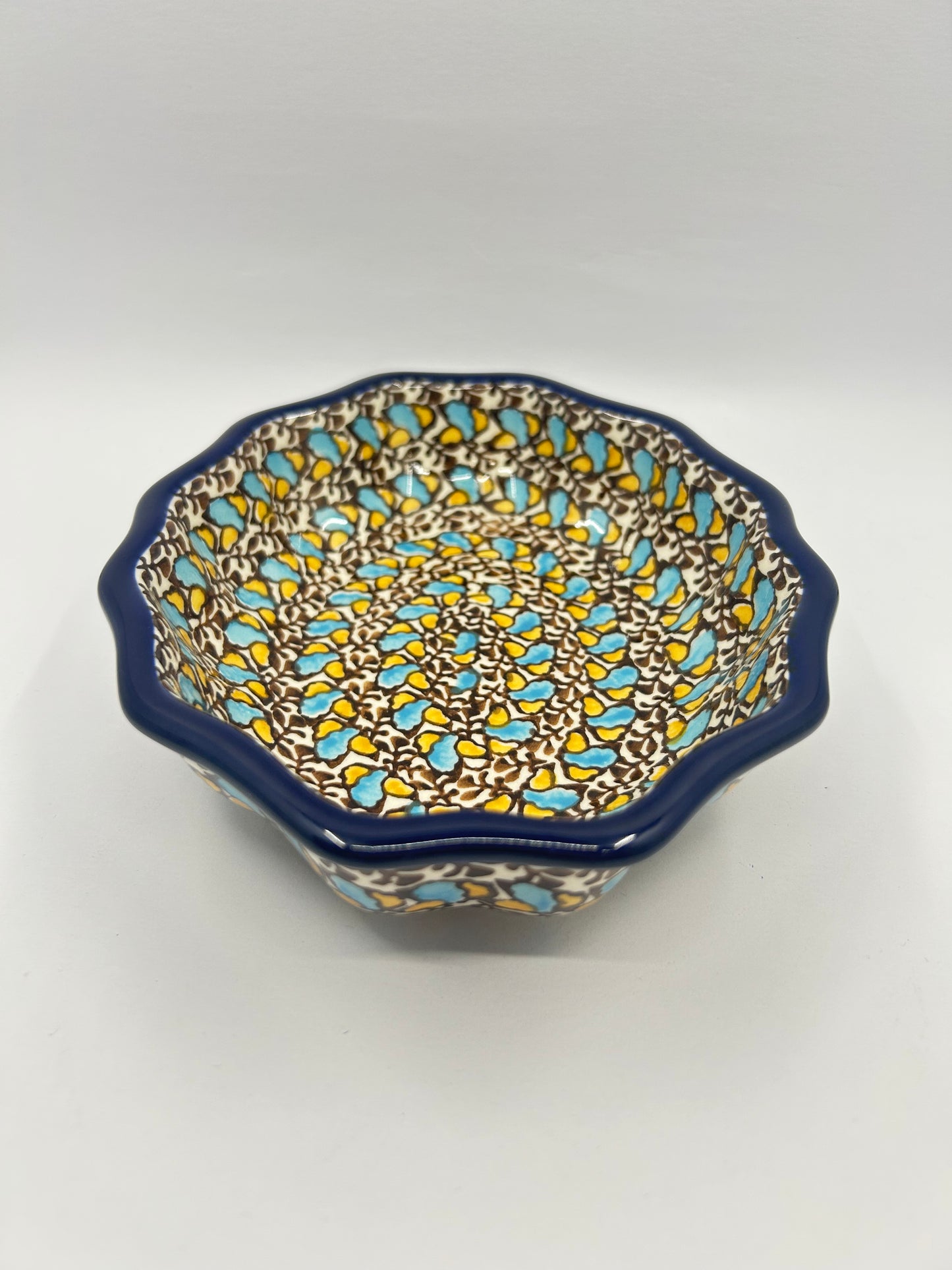 Bowl ~ Oval Fluted ~ 6 x 7.5 inch ~ U5210 ~ U3!
