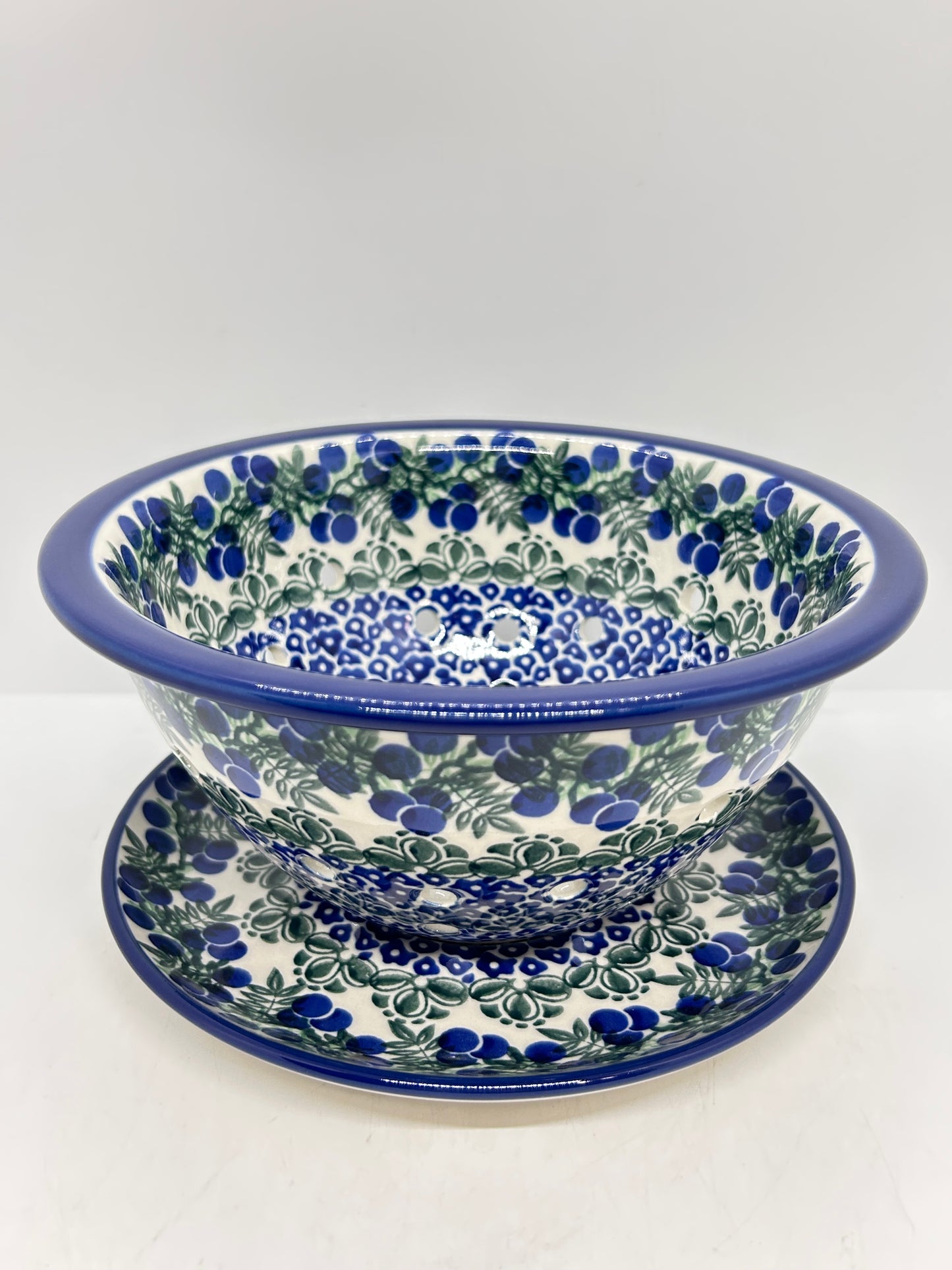 Berry Bowl w/ Saucer ~ 8W ~ 1413X - T3!