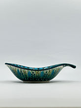 Load image into Gallery viewer, Leaf Bowl  ~ 6&quot; L - U0803 - U4*