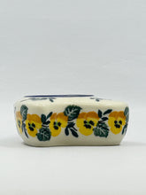 Load image into Gallery viewer, Heart Shaped Tea Light Holder- 3.25&quot; W ~ 3299X - T4*