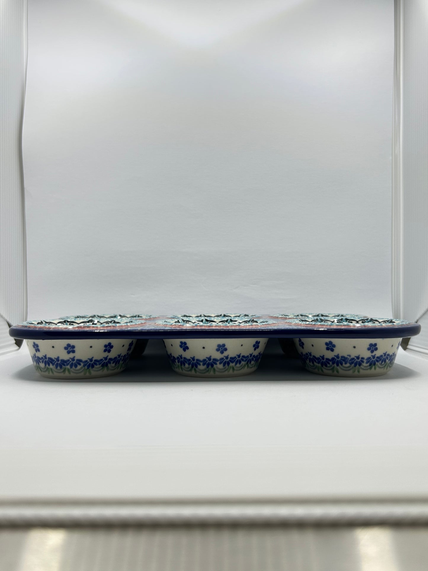 Muffin Pan ~ U5198 - U3!