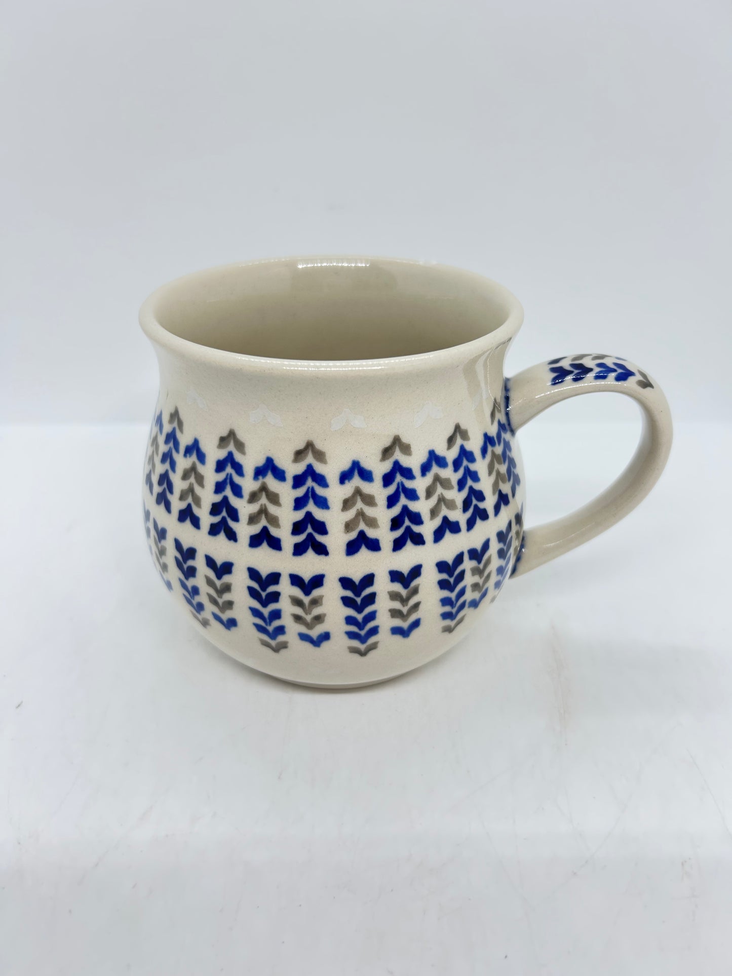 Pottery Misfit - Lady Blue 16 oz Bubble Mug - 002 - U3