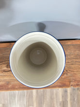 Load image into Gallery viewer, Vase ~ U1955 - U3*