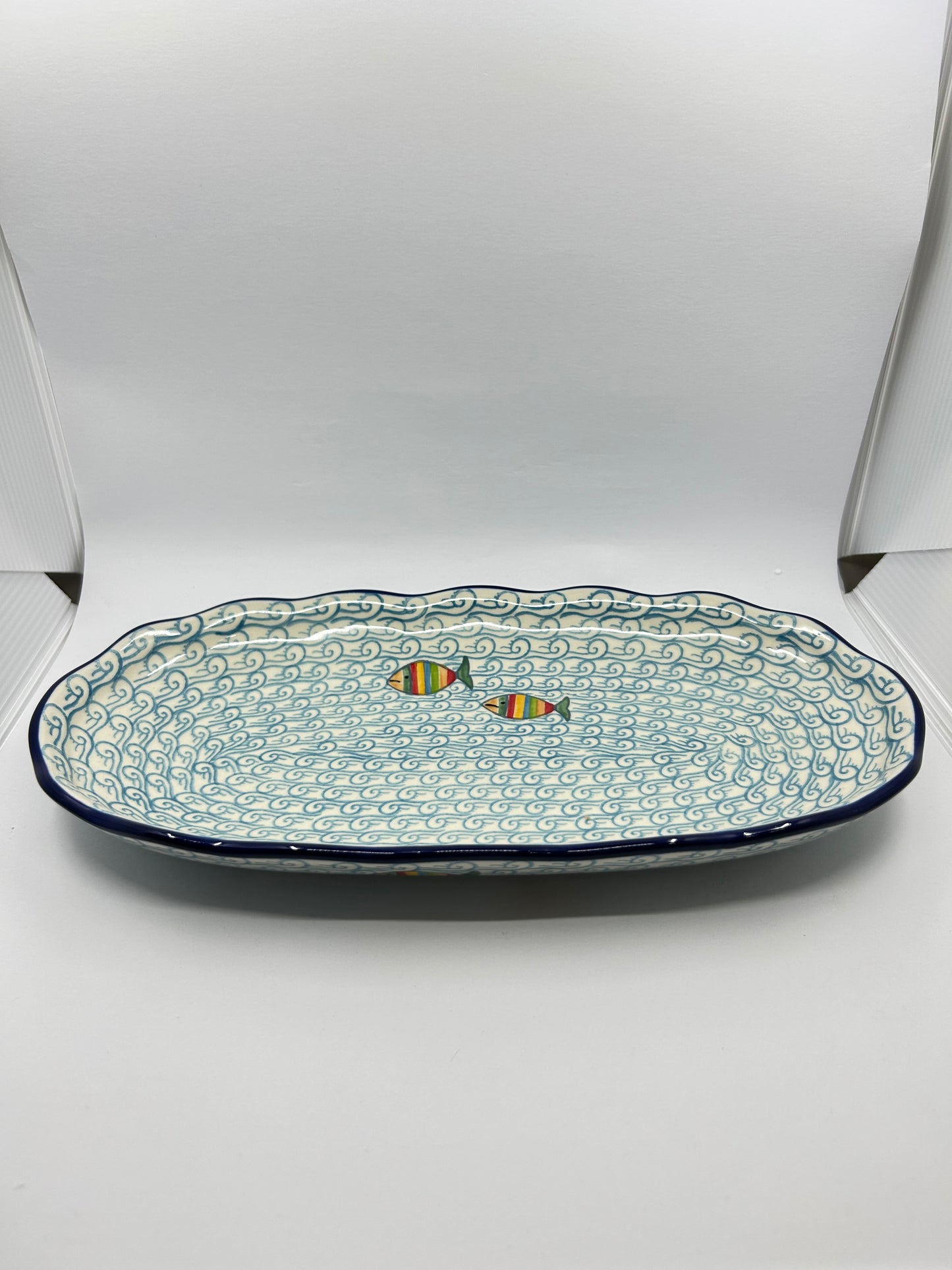Tray ~ Scalloped Oval ~ 6.25 x 12.5 inch ~ 2540X - T4!