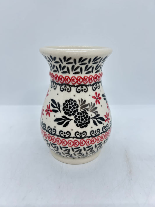 Ribbed Vase - 011 - U3