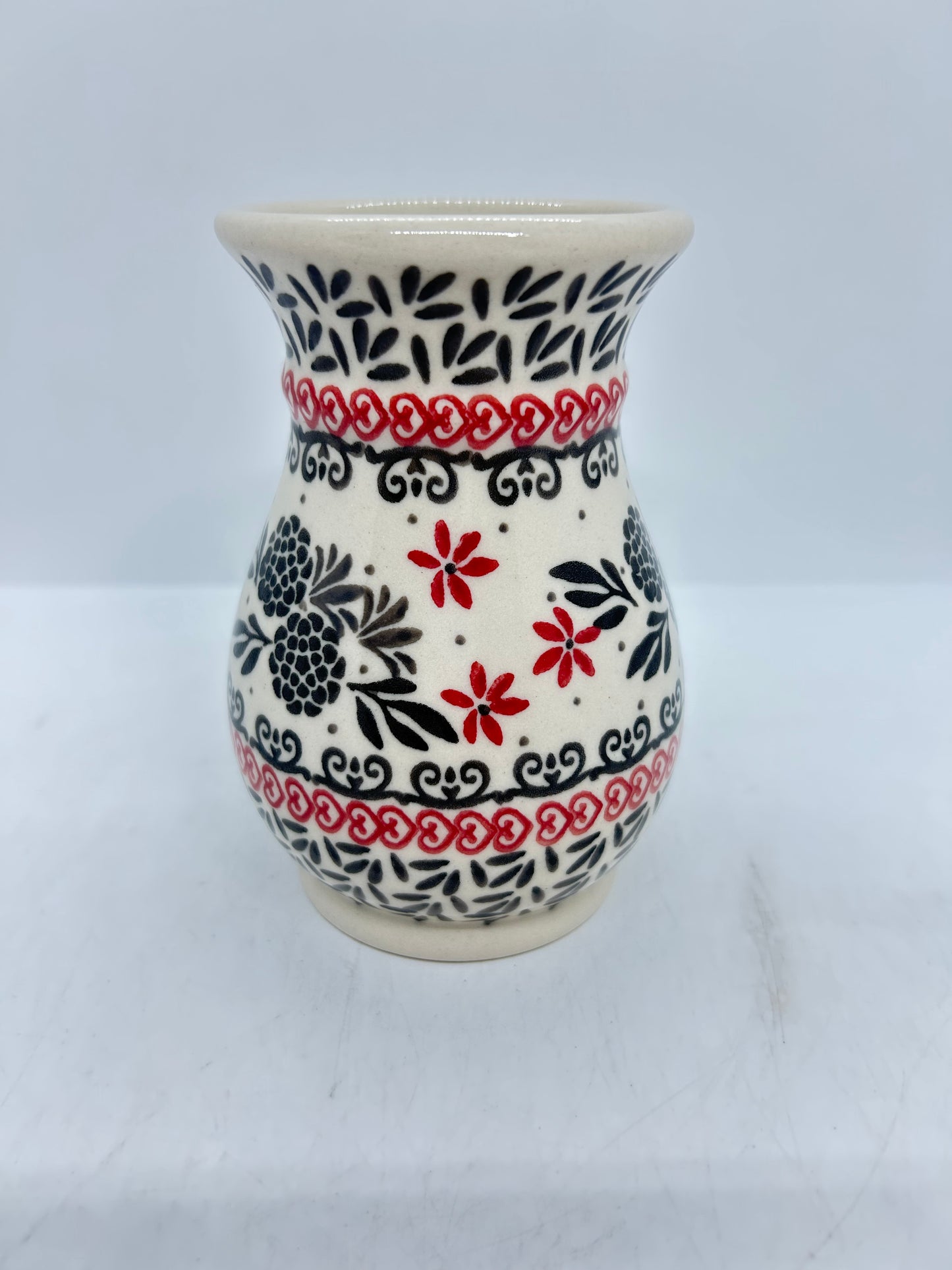 Ribbed Vase - 011 - U3