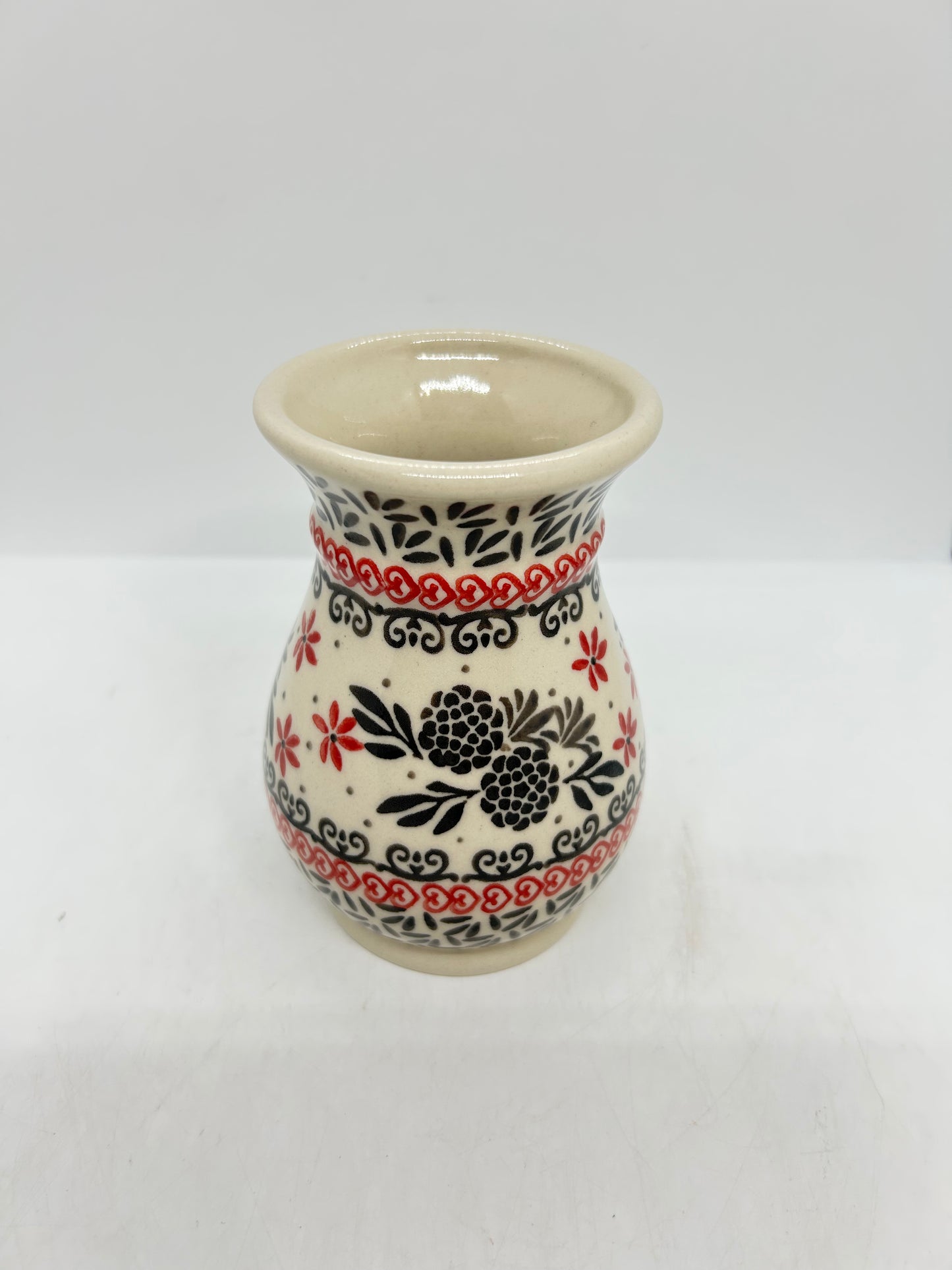 Ribbed Vase - 011 - U3