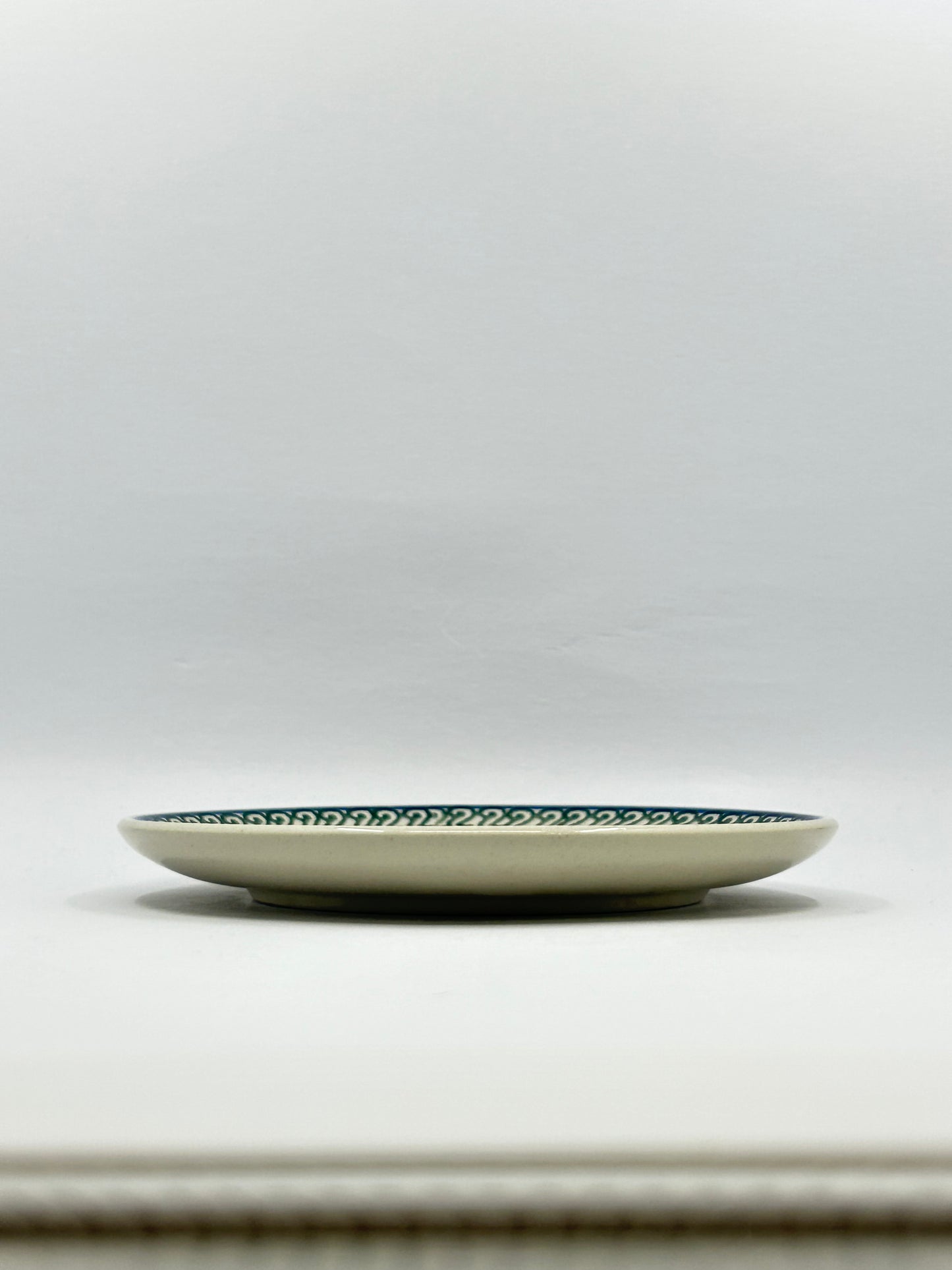 261 ~ Plate ~ Bread & Butter ~ 6.25" ~ 0020A ~ T1!